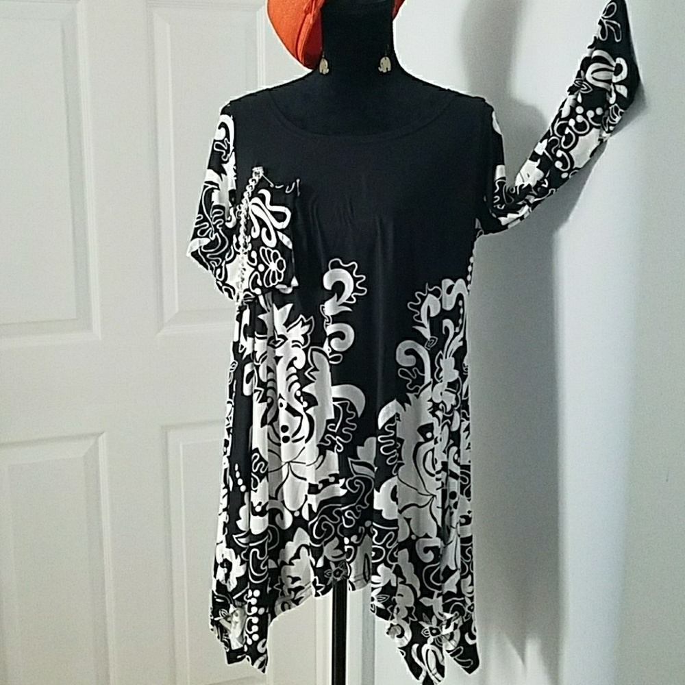 Beautiful 3/4 sleeve xl blouse